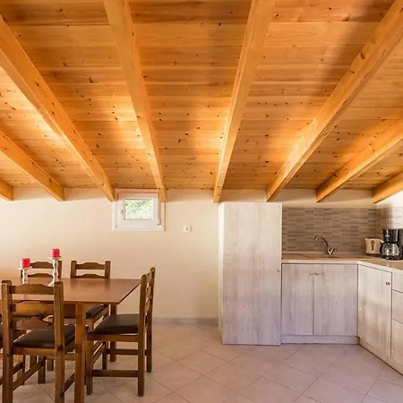 Escape Luxury Loft - Beach, Corfu *