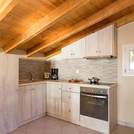 Escape Luxury Loft - Beach, Corfu